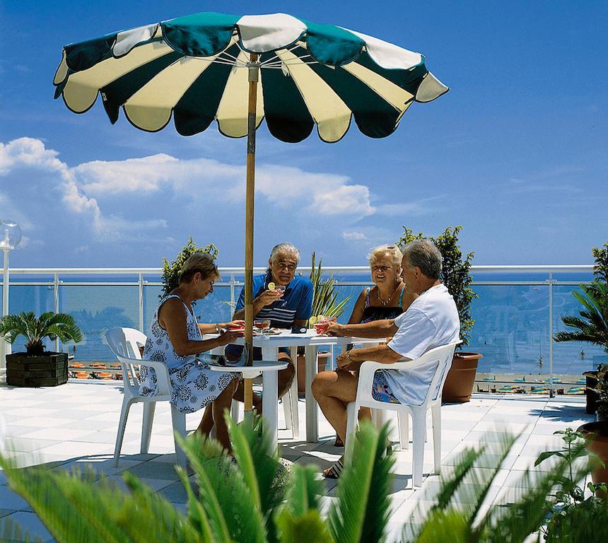 Hotel Miramare Каорле Экстерьер фото